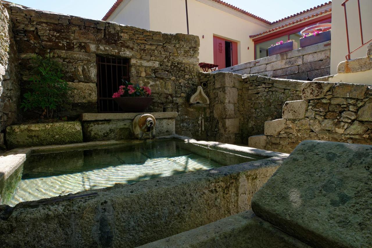 למאגו Quinta Da Casa Amarela- Casas Da Quinta - Turismo Em Espaco Rural מראה חיצוני תמונה